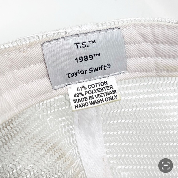 Tayl Swift 1989 World Tour Album Concert Hat Cap T.S. Music Official Merch - Picture 7 of 7